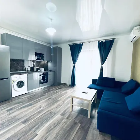 Amely Mamaia Nord 17 *